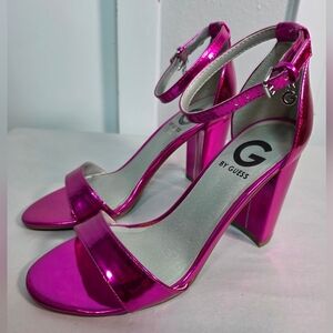 G by GUESS Shantel Metallic Pink Ankle Strap Block Heel Sandals - Size 6.5M